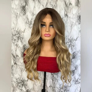 4 x 2 Lace Closure Balayage Blonde Wig 26 Inch long Natural look | for d…